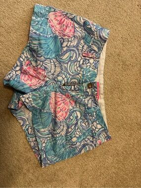 Lilly Pulitzer Blue, Teal & Pink Seashell Print Women's Shorts